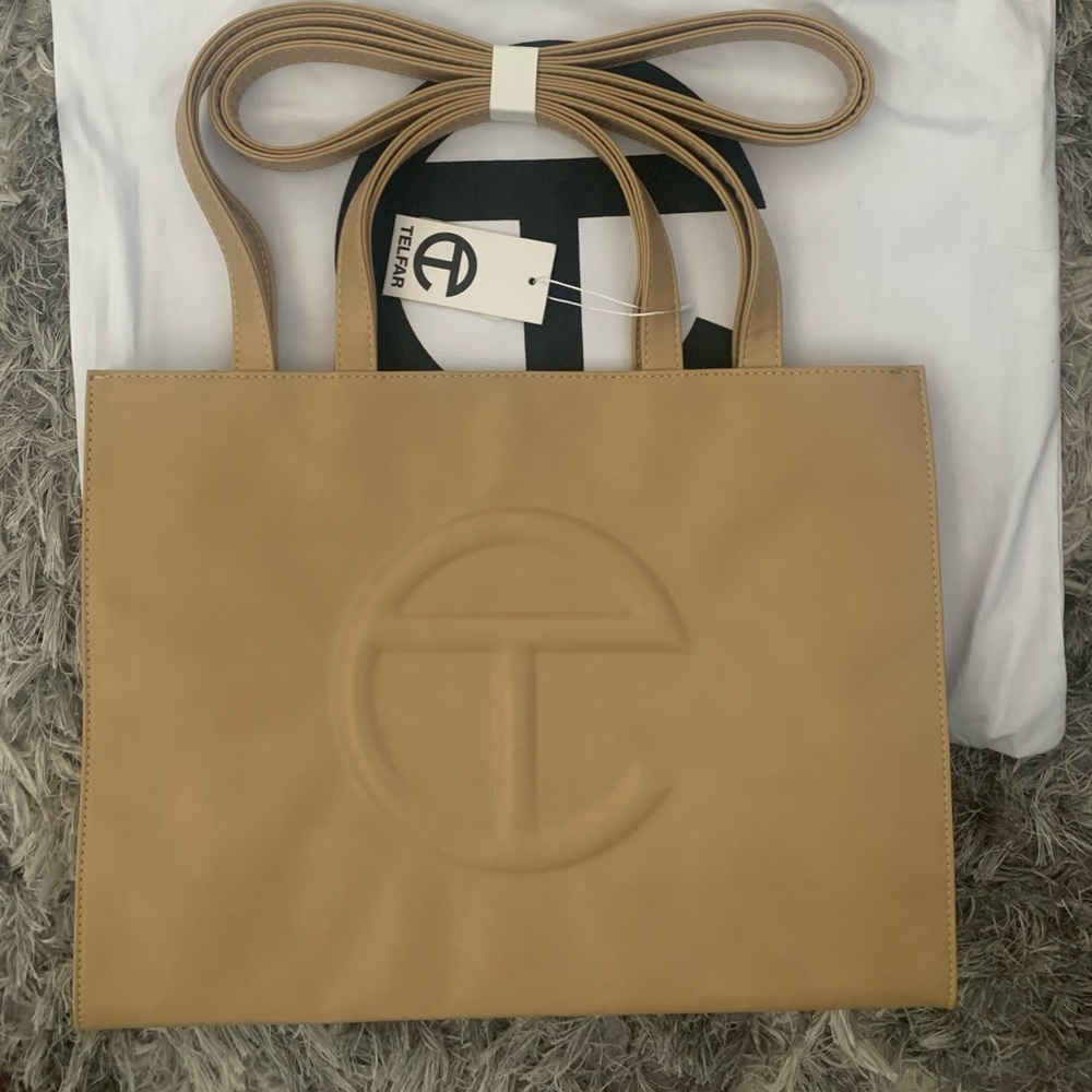 NWT Medium Cream Telfar Shopping Bag